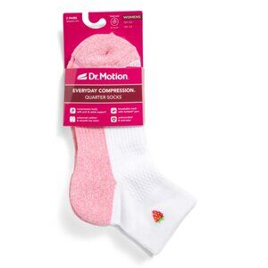 DR MOTION White 2pk Strawberry Quarter Socks